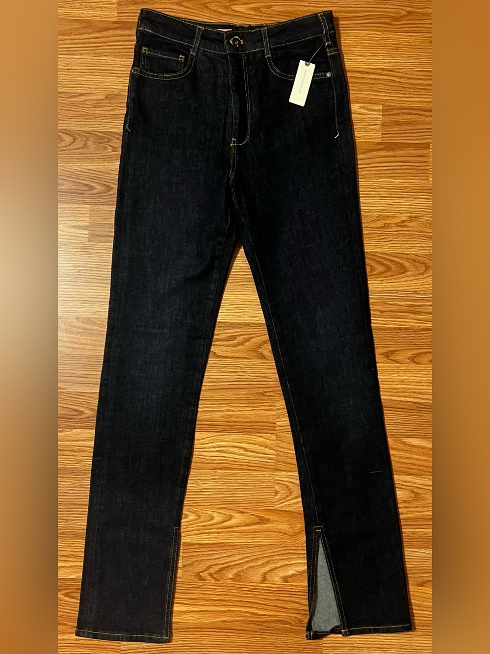 NWT Anthro Pilcro dark wash Jeans Size 27